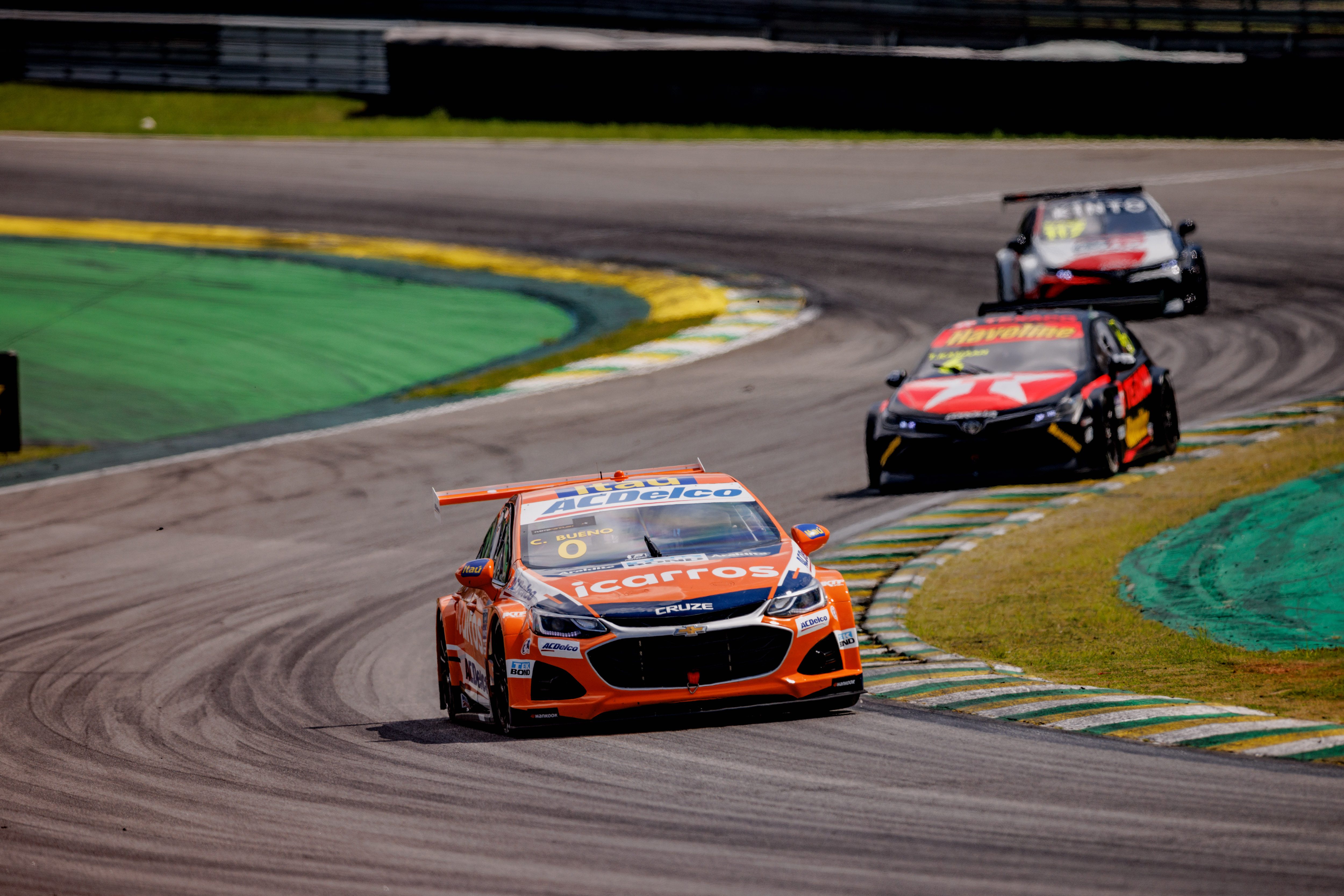Cacá Bueno é o piloto em atividade com mais vitórias no autódromo gaúcho (Marcelo Machado de Melo/Stock Car)
