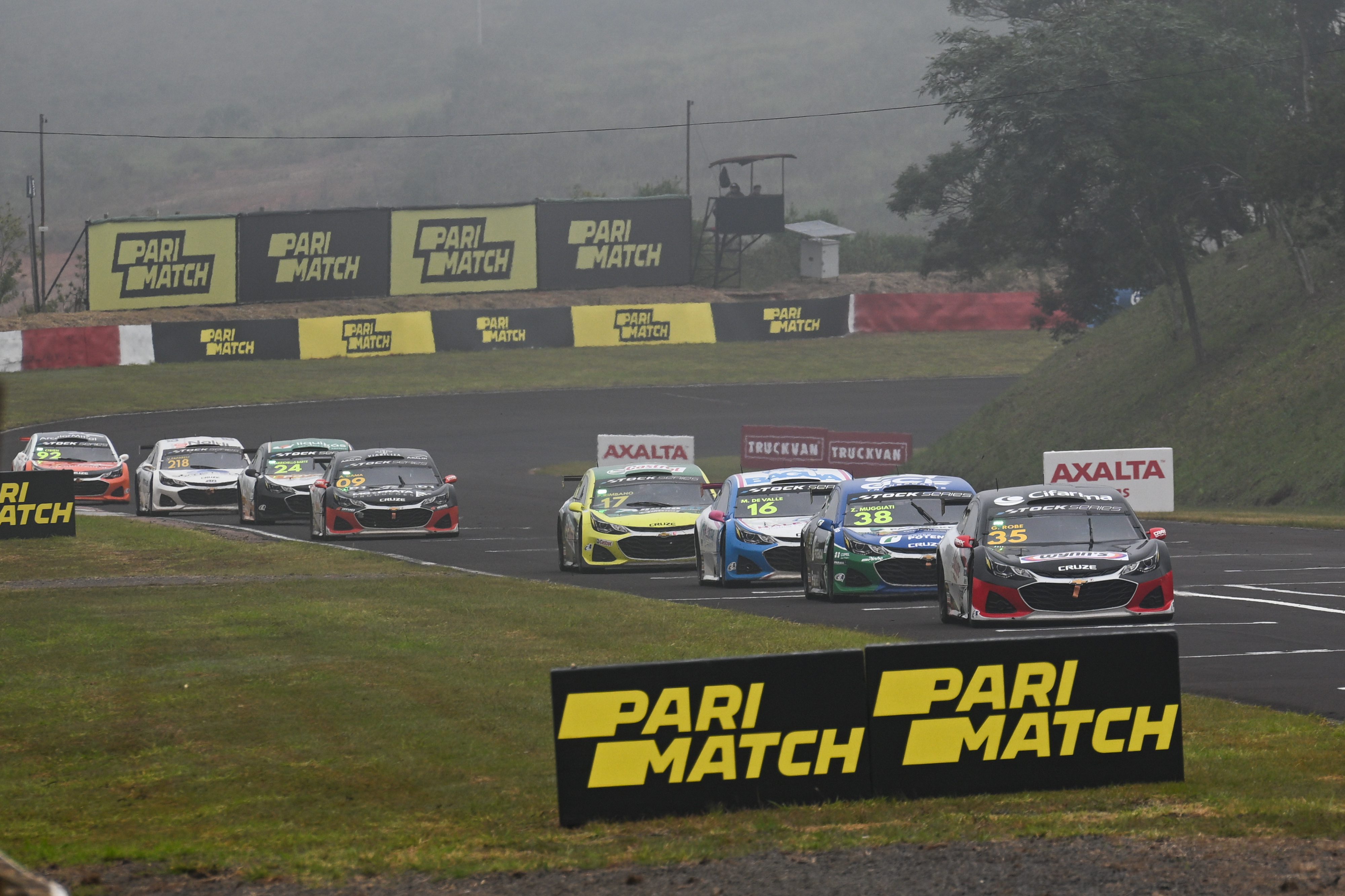 Fim de semana rendeu grandes corridas na divisão de acesso à Stock Car (Duda Bairros/Stock Car)