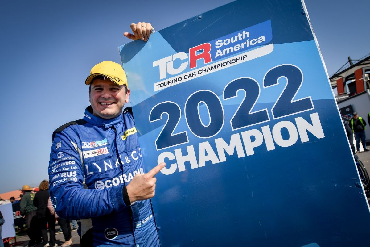 Pezzini e Casagrande no TCR Itália