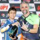 Vini Ferro comemora vitória com o seu coach, José Ricardo Oliveira (Foto: Cris Reis/PlanetKart Images)