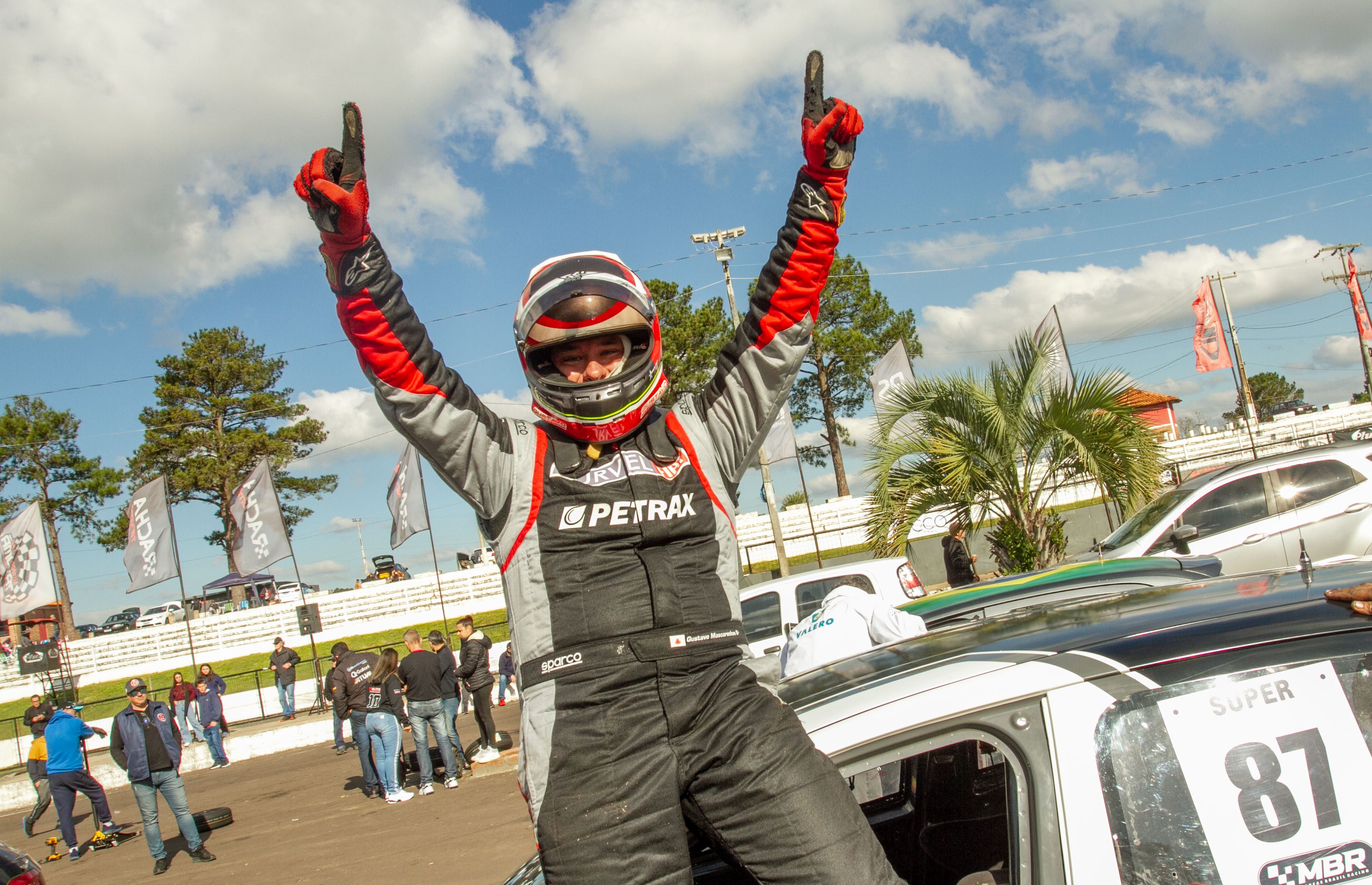 Gustavo Mascarenhas vencedor da quarta corrida na categoria Super (Luciano Santos / SiGCom)
