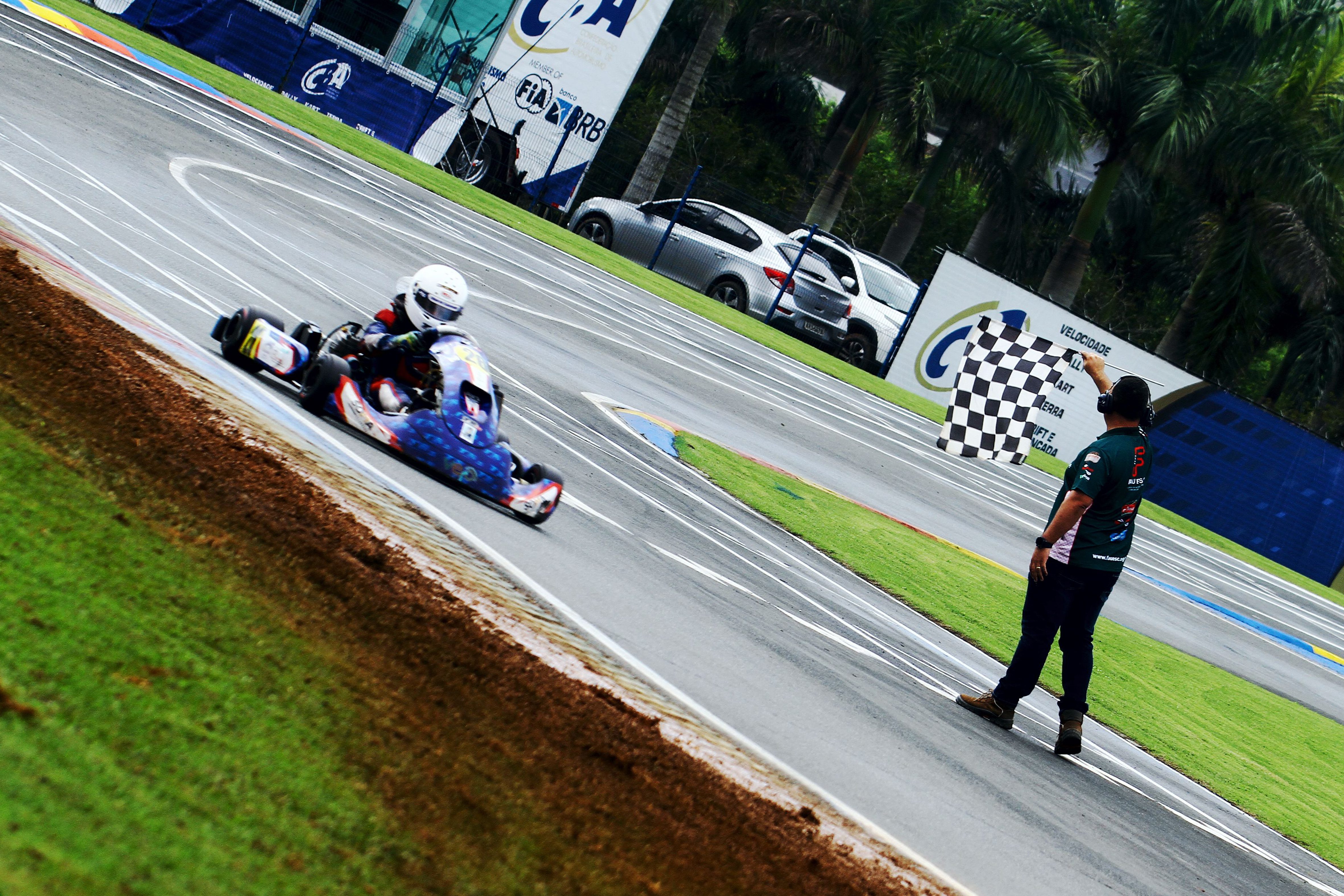 Dudu Salamonde (KMCom / Cris Reis / Planet Kart Imagens)