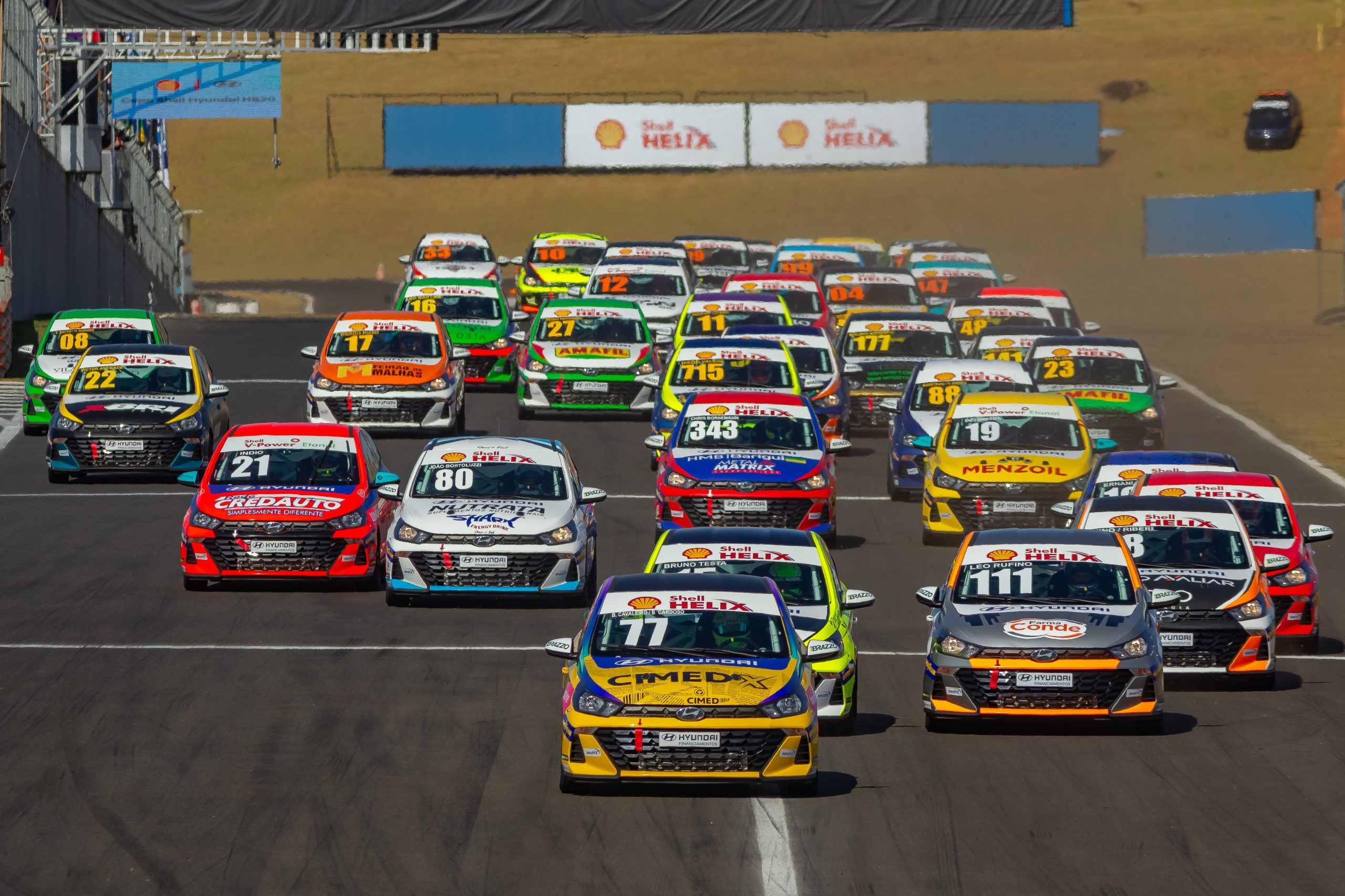 Largada da Corrida 1 (Renato Mafra/Copa Shell Hyundai HB20)