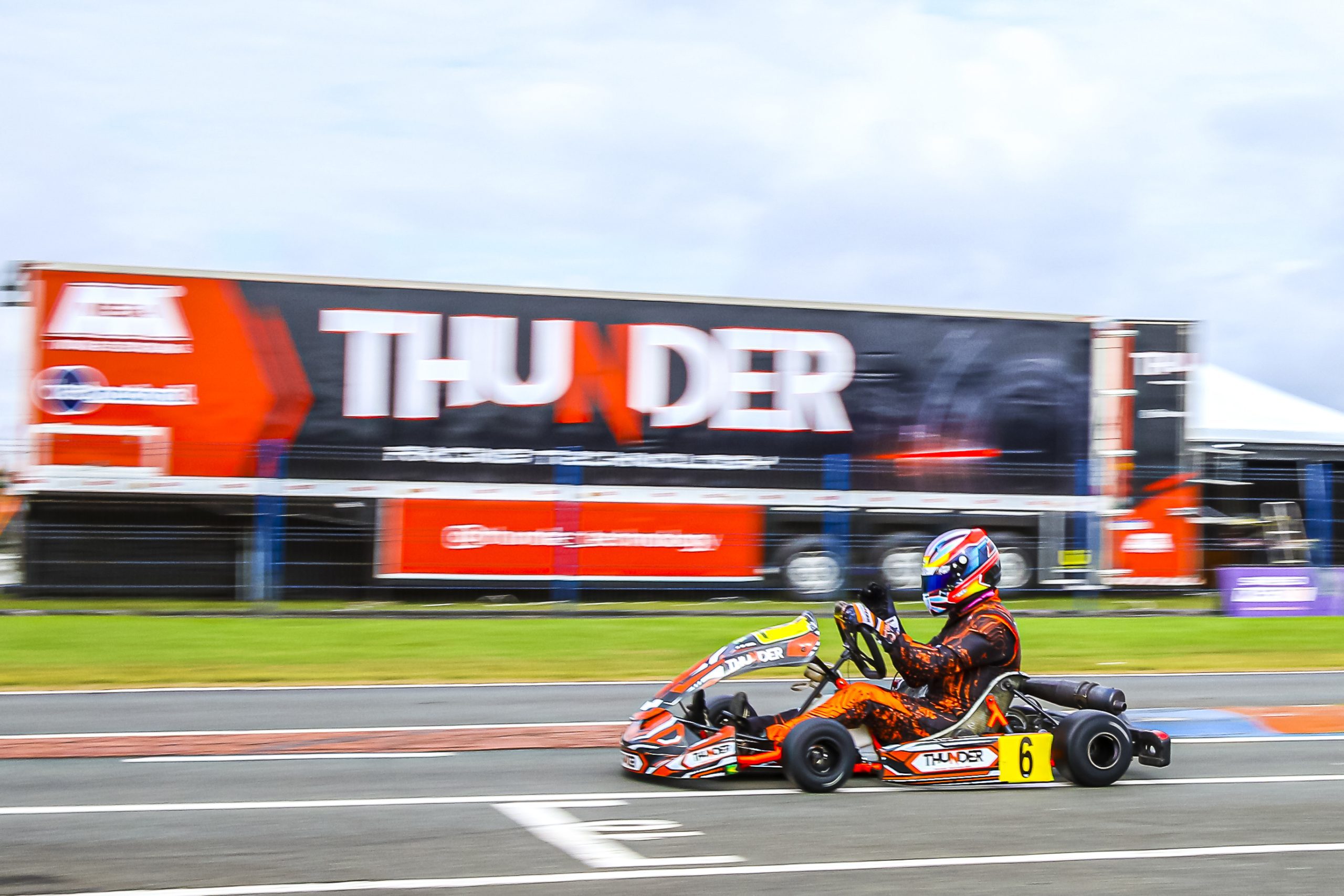 Thunder Technology (Gilmar Rose)