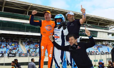 Grid Racing celebra vitória de Rodrigo Detílio na C300. Crédito: Vanderley Soares