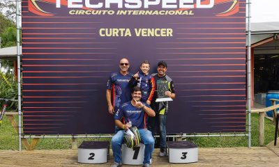 Bernardo Gubert, Neco Becker (Techspeed), o pai Alexandre e Luigi Chies (Gilmar Rose)