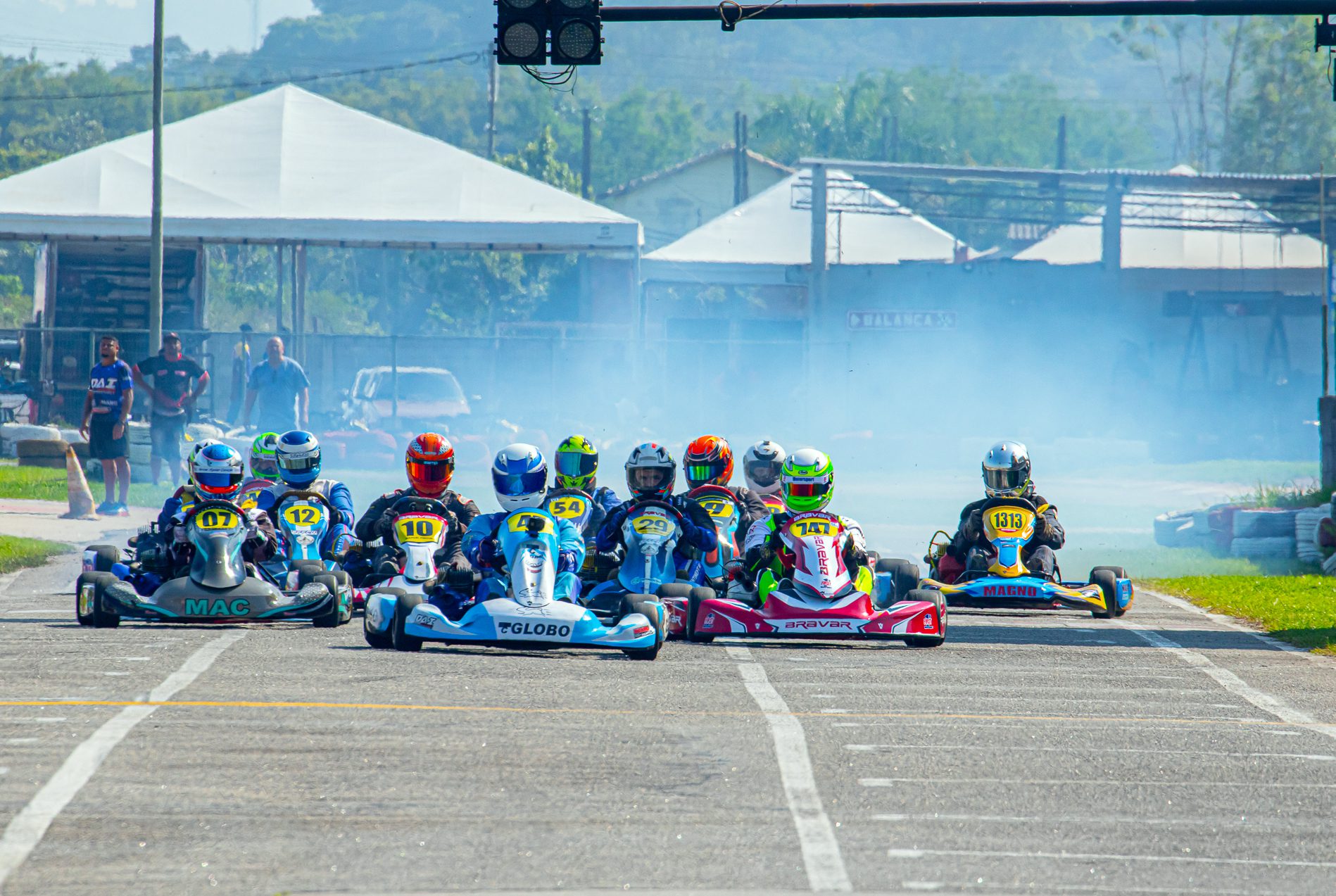 A categoria V4 participa do Campeonato Carioca (Serjão Soares | Kart Pesado)