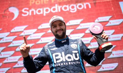 É a segunda pole de Felipe Fraga na temporada e a décima na Stock Car (Duda Bairros/Stock Car)