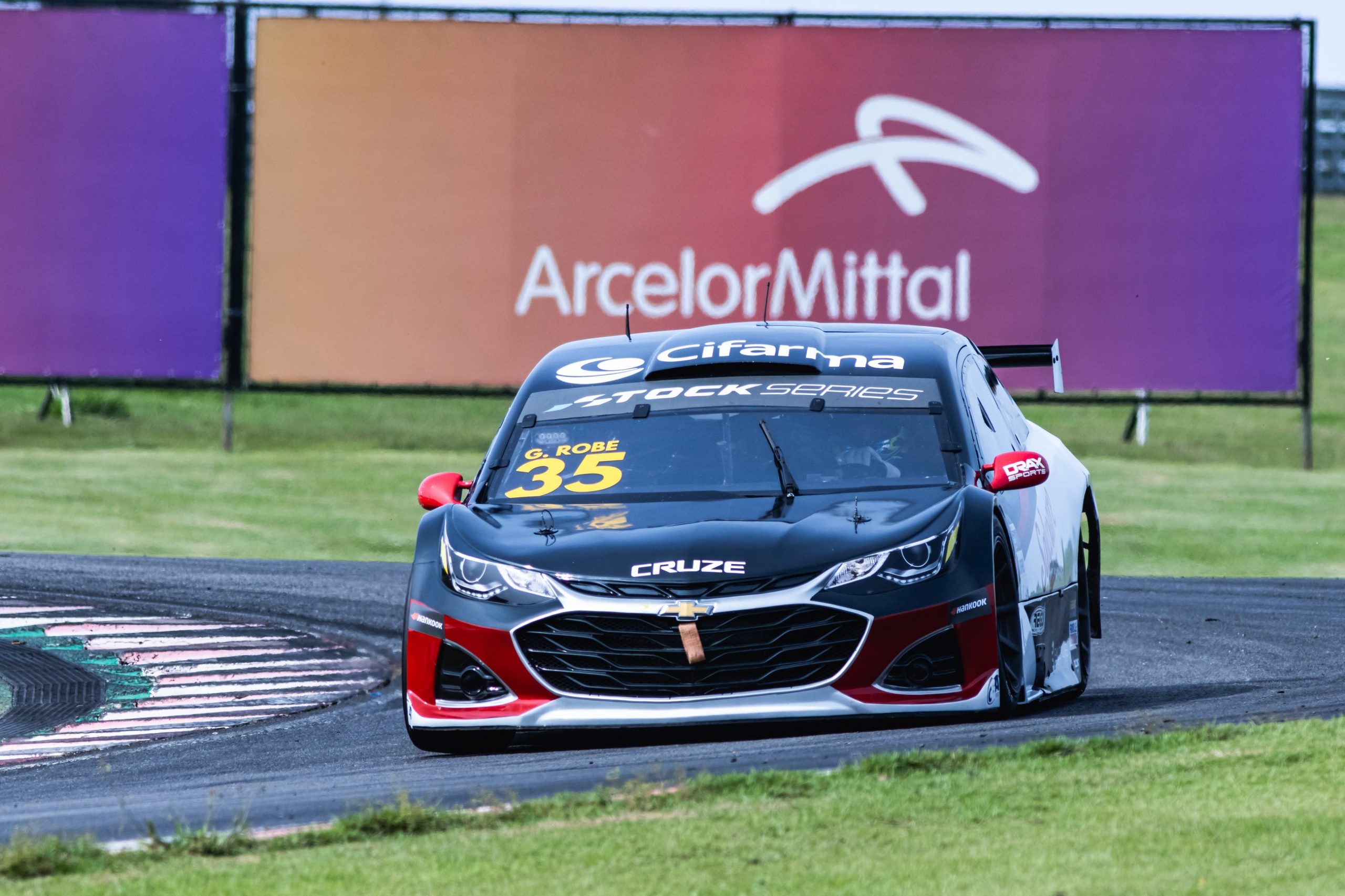 Gabriel Robe foi o mais rápido da sexta-feira de treinos da Stock Series (Vinícius Branca/Stock Car)