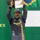 Marcelo Tomasoni celebra mais um pódio (José Mário Dias)
