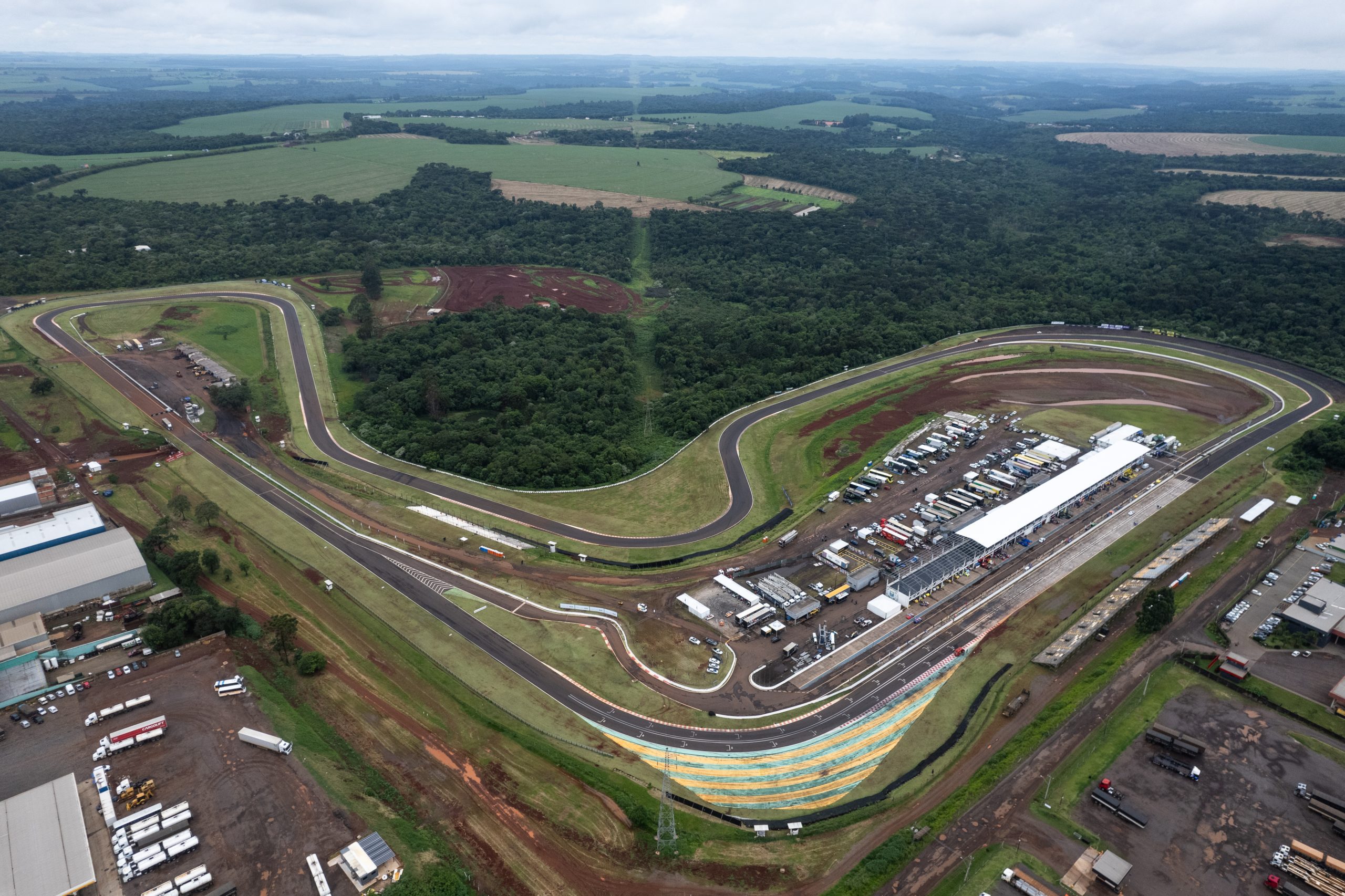 A Turismo Nacioinal de volta para casa: categoria nasceu em Cascavel (PR) (Duda Bairros/Stock Car)