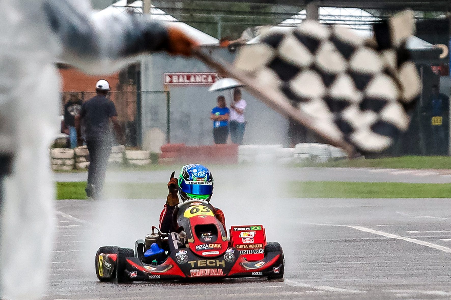 Gabriel Fernandes vem de quatro vitórias seguidas na Júnior 125 no Carioca (Foto: Léo Almeida)