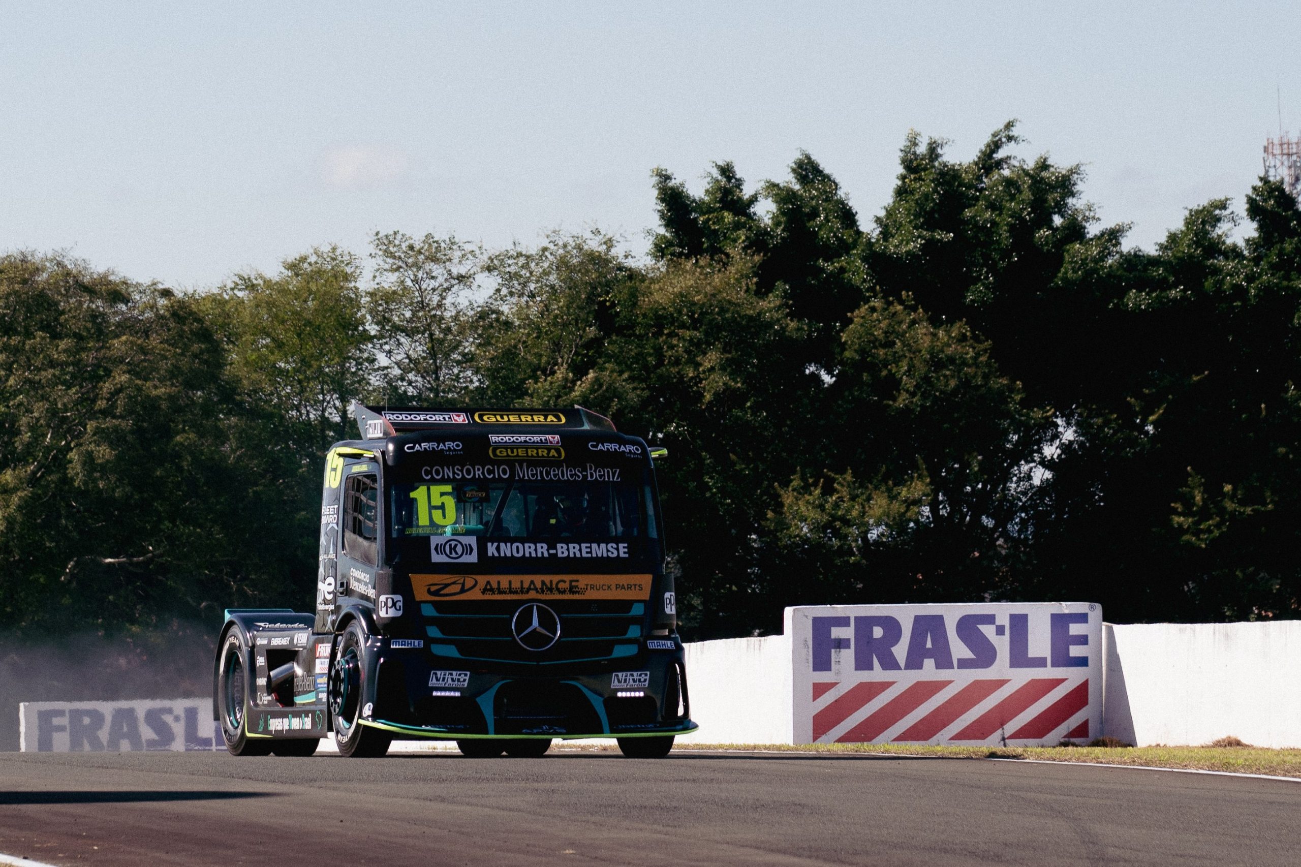 Final da Copa Truck neste domingo (10) em Interlagos: Roberval Andrade lidera (Rafa Catelan/P1 Media Relations)