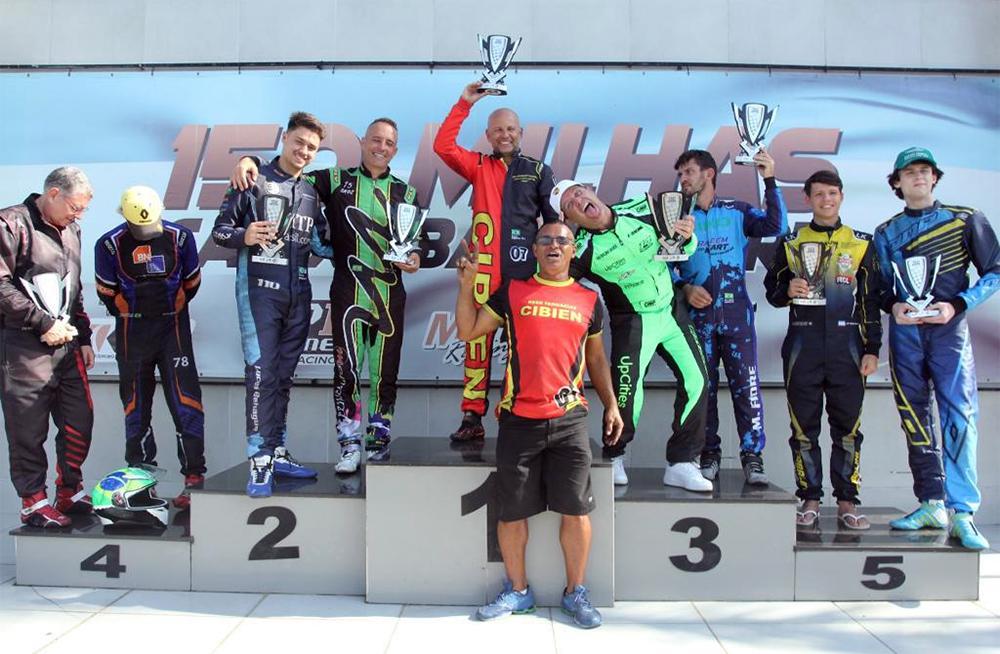 Mega Kart ocupou as três primeiras posições no pódio das 150 Milhas Capixaba (José Augusto Tovar)