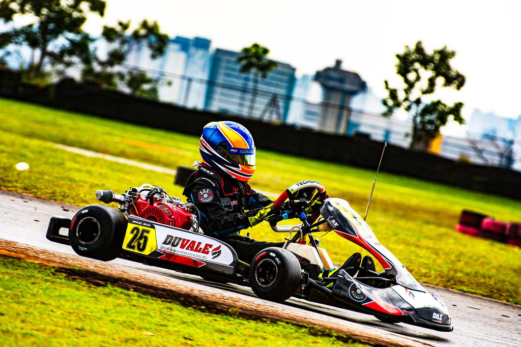 Miguel Silva sempre foi rápido com o seu F-4 (Foto: Leonardo Dias)