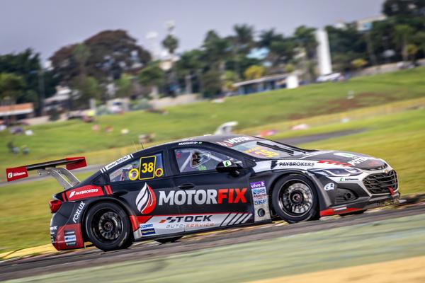 Zezinho Muggiati quer o top 10 no Velocitta (Rodrigo Guimarães/KTF)