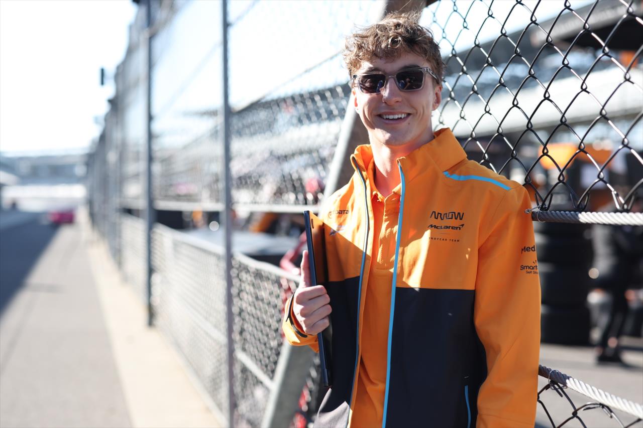 David Malukas durante os testes do motor híbrido da IndyCar, em outubro de 2023. Foto/Reprodução: Chris Owens/ IndyCar