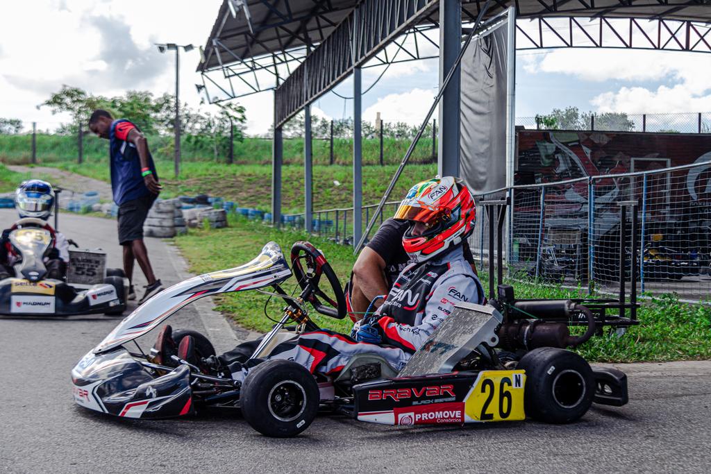 Davi Sena (KMCom / Cleev Racing)