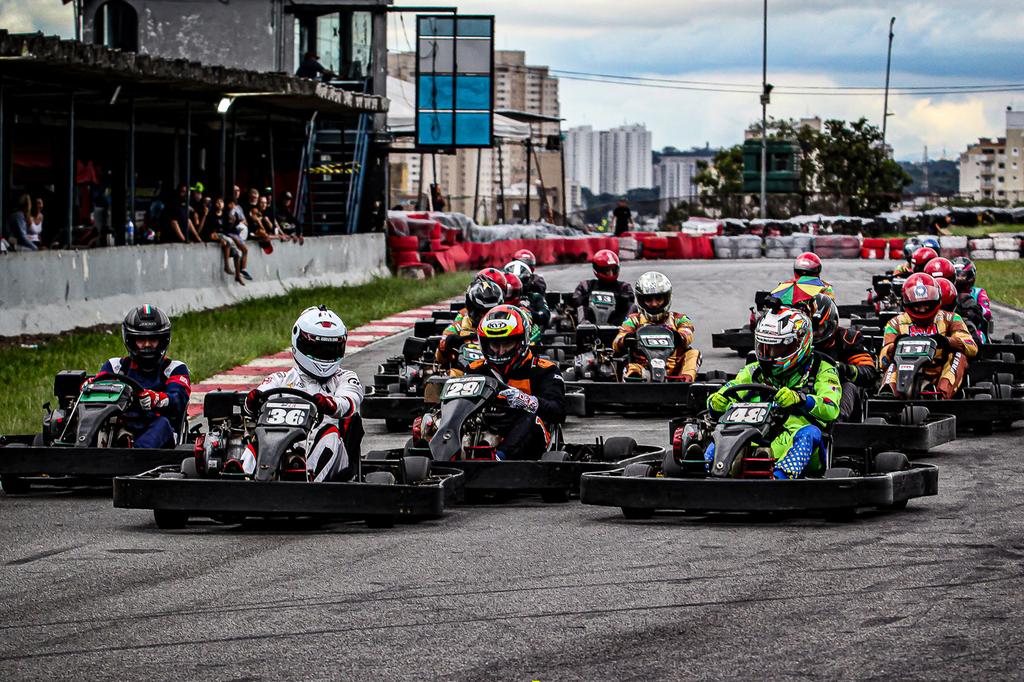 A previsão é de mais de 200 pilotos entre todas as categorias do SM Kart (Foto: Priscila Paiva/Clicados no Kart)
