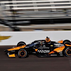 Pato O'Ward no terceiro dia de treinos da Indy 500. Foto/Reprodução: Paul Hurley/ IndyCar
