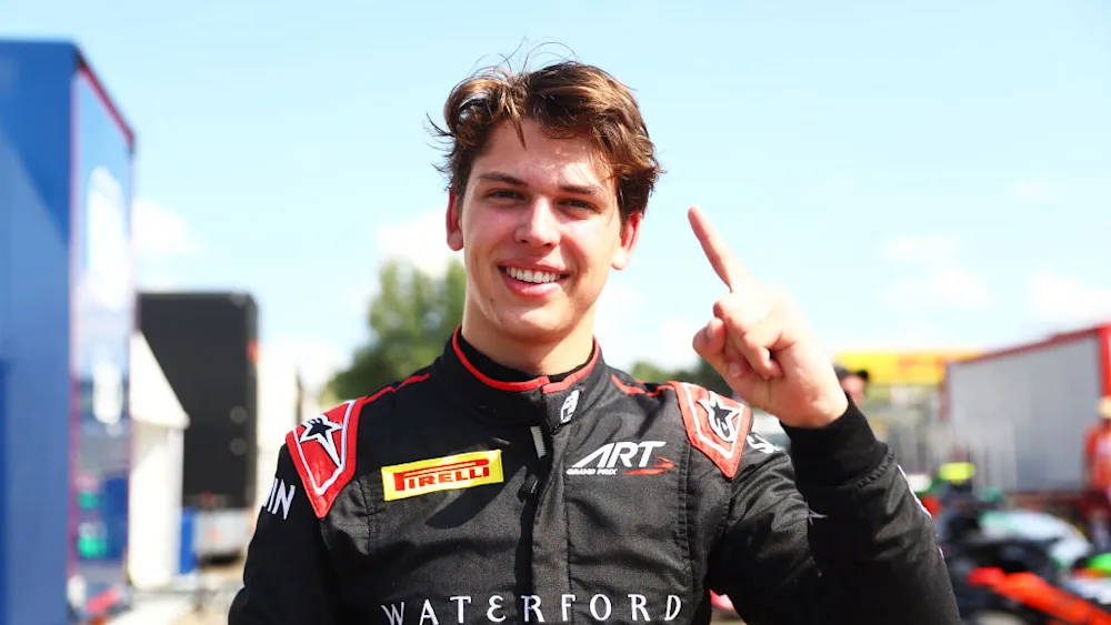 Lauren van Hoepen é pole no Hungaroring