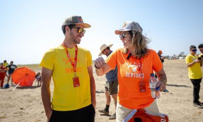 Avancini e Bia sentiram na pele o desafio de pilotar no rally (Duda Bairros/Sertões)