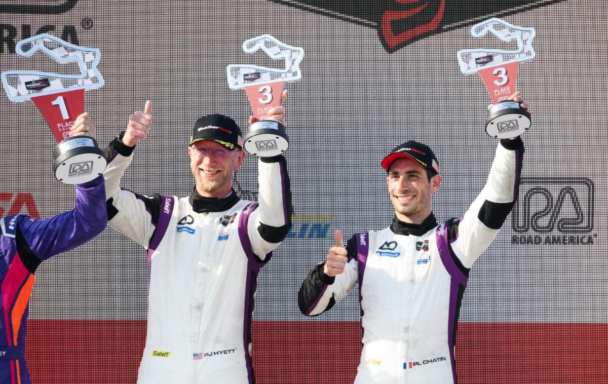 AO Racing