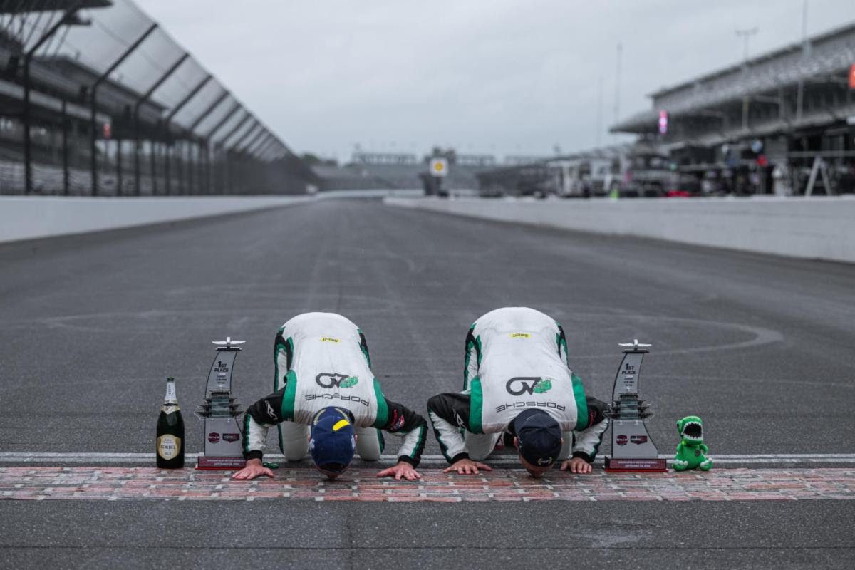 AO Racing