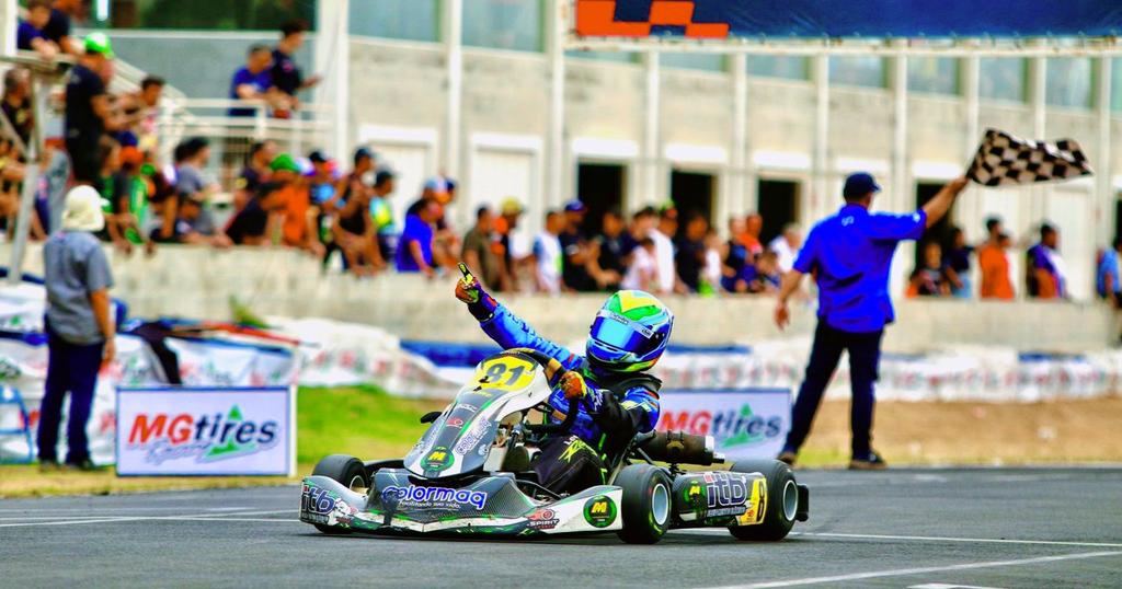 Leonardo Ramires (Agostinho Neto)