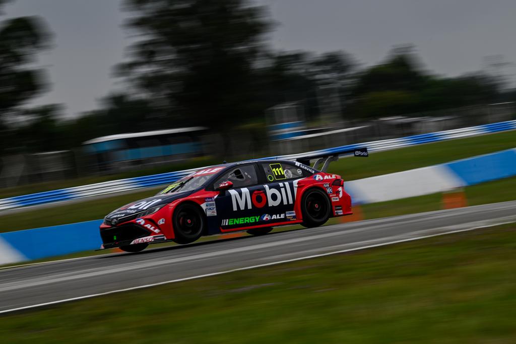 No Uruguai, bicampeão vai completar 250 corridas na Stock Car neste sábado (Duda Bairros/Stock Car)