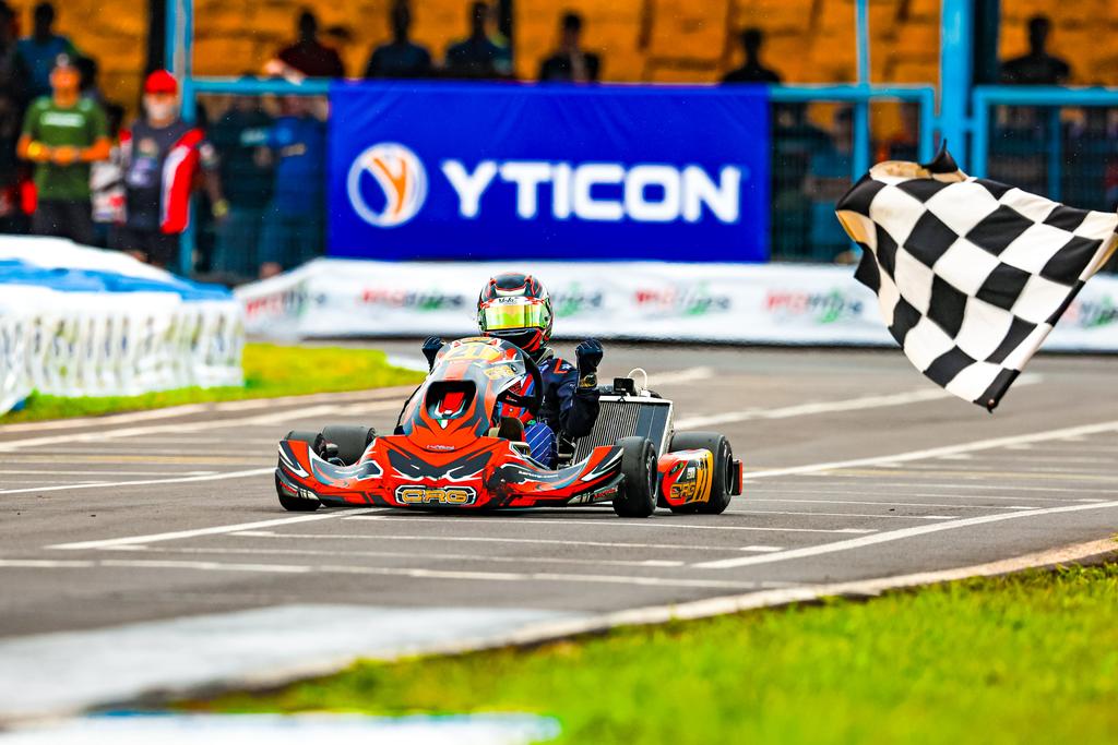 Nicolas Guth (Darkside Karts)