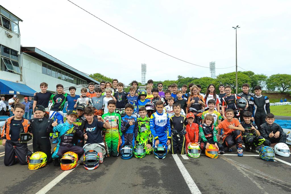 Os pilotos das categorias ada manhã no Open do Brasileiro (Gilmar Rose)