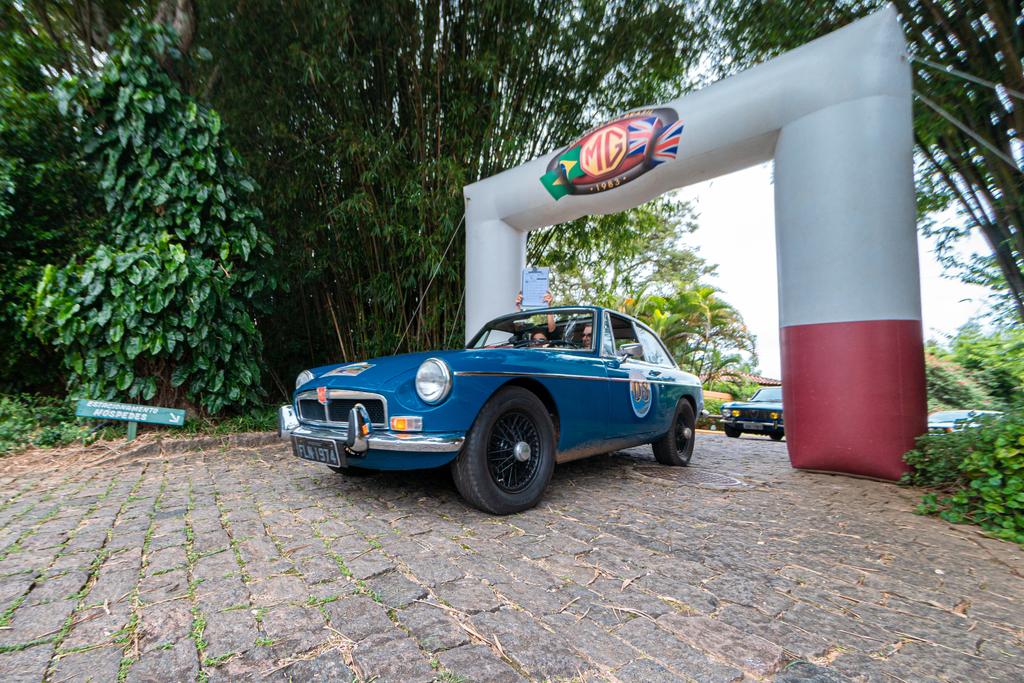 MG B larga na Pousada do Quilombo para o Rally de Campos do Jordão de 2023 (Guazzi Images/MG Club do Brasil)