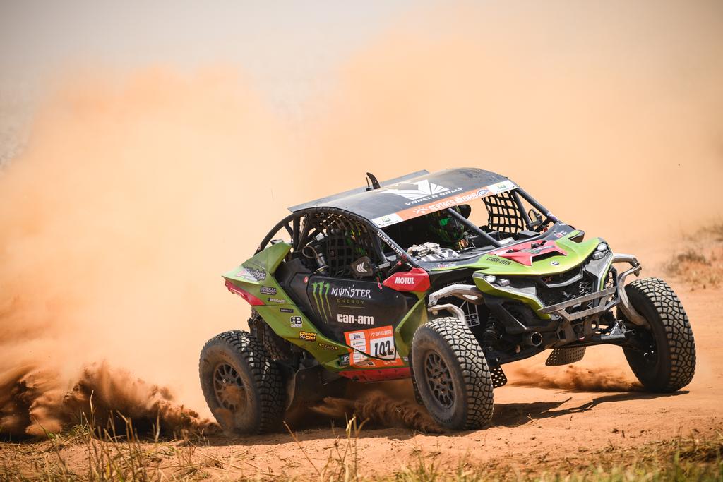 Rodrigo Varela vê oportunidade para testar o Maverick R (Marcelo Maragni/Fotop)