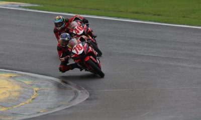 Heitor Ourinho venceu as dHeitor Ourinho venceu as duas corridas da rodada dupla em São Paulo (SP) (MOTO1000GP/Grelak Comunicação)uas corridas da rodada dupla em São Paulo (SP) (MOTO1000GP/Grelak Comunicação)
