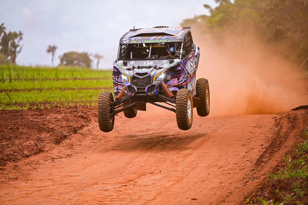 Gunter Hinkelmann a bordo do UTV Polaris no Rally Terra Verde 2024 (Nelson Santos Jr/PhotoAction)