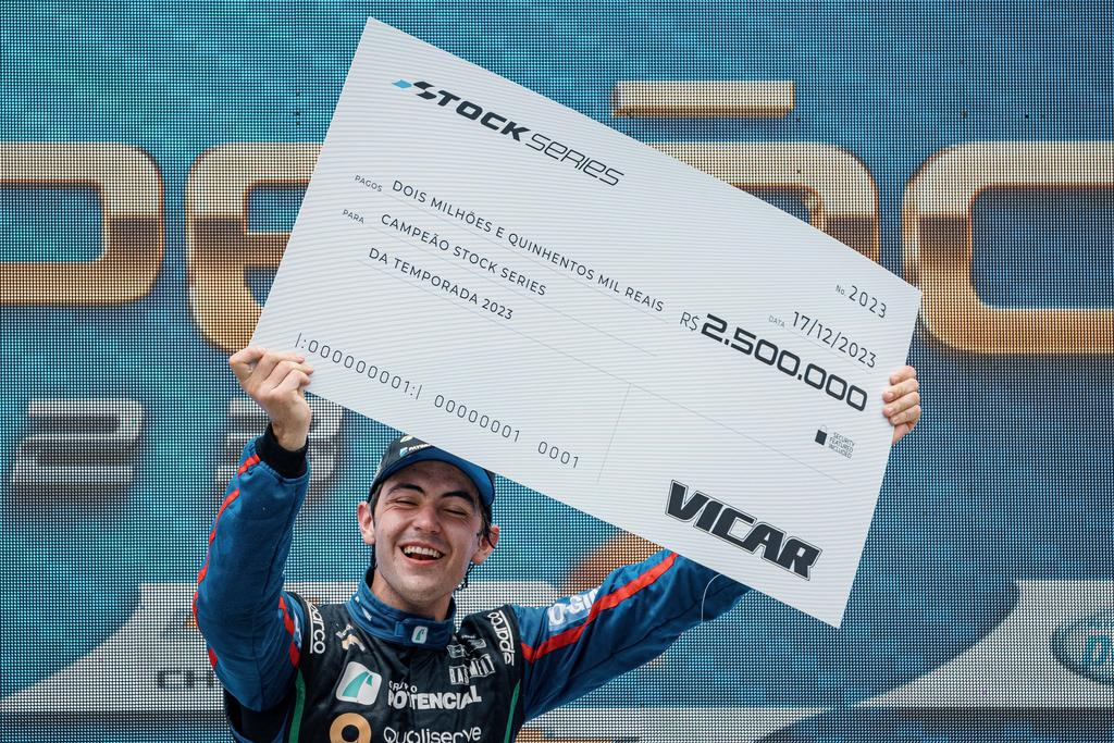 Zezinho Muggiati foi o primeiro "milionário" premiado na Stock Series (Marcelo Machado de Melo/Stock Car)