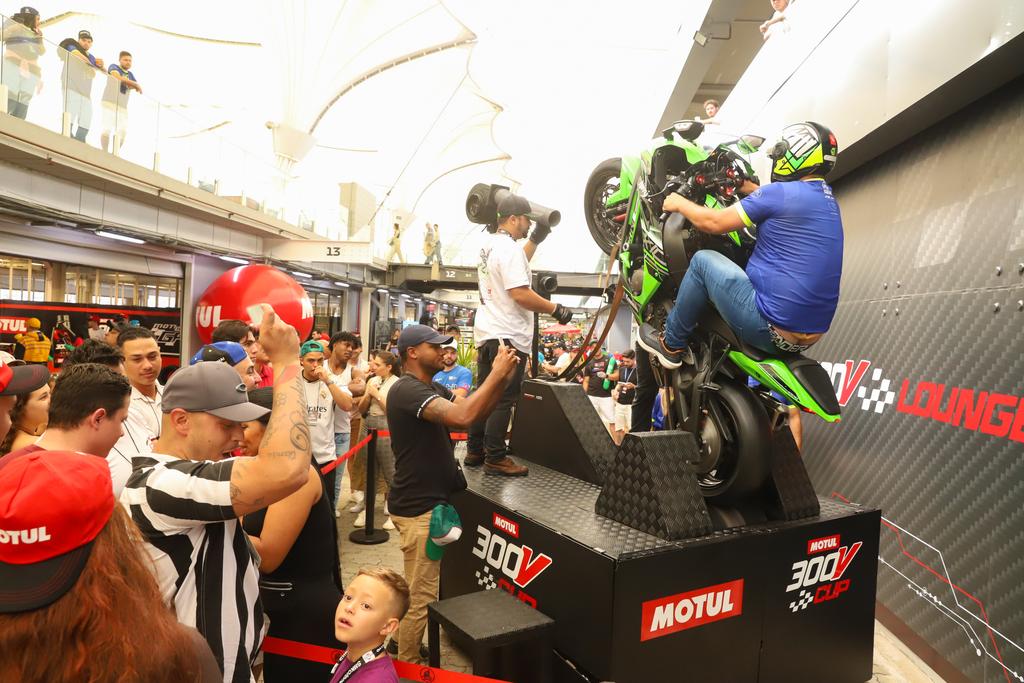 "Wheeling machine" Motul uma das atrações do evento (MOTO1000GP/Grelak Comunicação)