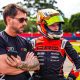 Rafael ao lado do pai (KMCom / DarkSide Karts)
