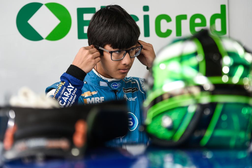 Myasava renovou contrato com a tradicional equipe gaúcha Garra Racing Team (Duda Bairros/Stock Car)