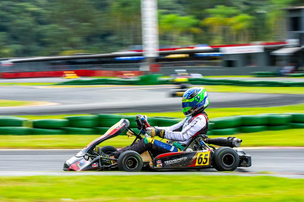 Gabriel Fernandes continuará representando Techspeed nas principais competições (Foto: Leonardo Dias)