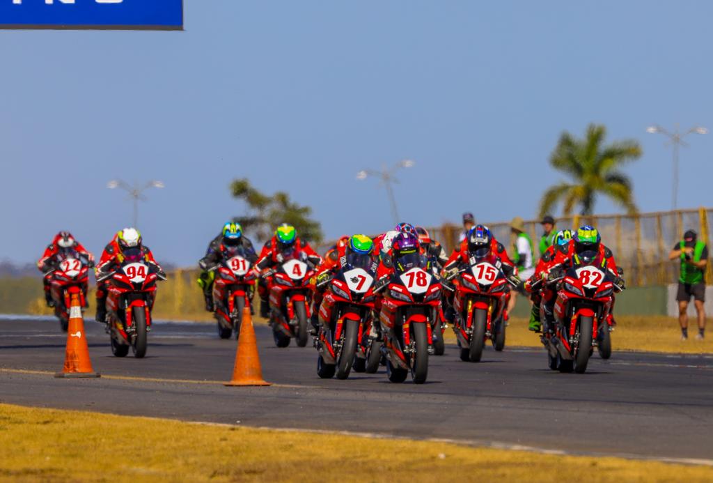 Motul 300V Cup terá sua segunda temporada no MOTO1000GP em 2025 (MOTO1000GP/Grelak Comunicação)