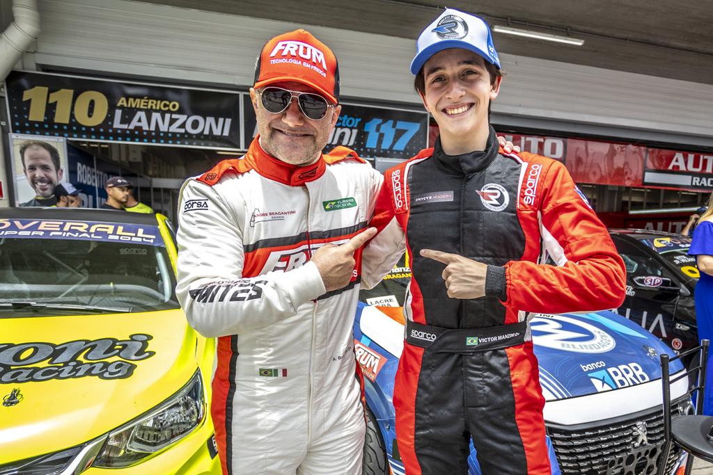 Bragantini fez a etapa Endurance da TN em Interlagos com Victor Manzini (Ricardo Saibro)