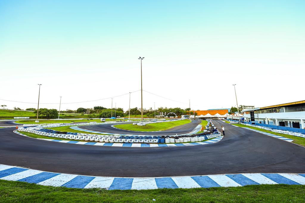 O Kartódromo Luigi Borghesi é palco para o Paranaense Light (Gilmar Rose)