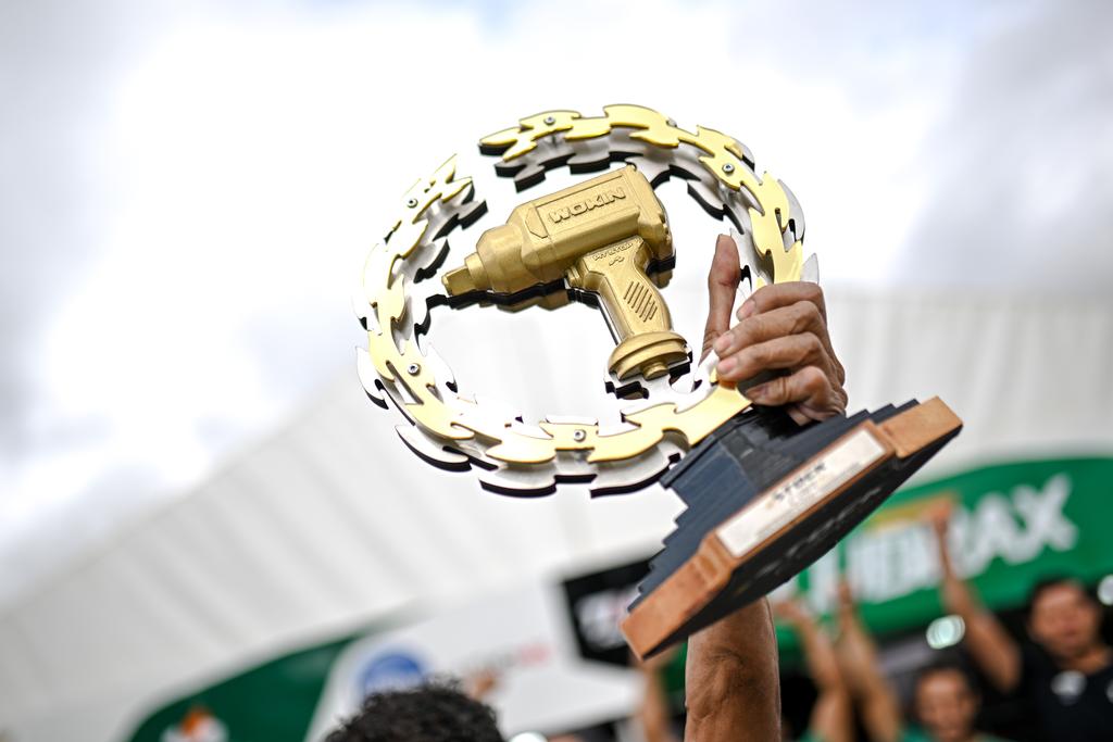 O Troféu WOKIN Pit Stop será entregue nas 12 etapas da temporada 2025 (Duda Bairros/Vicar)
