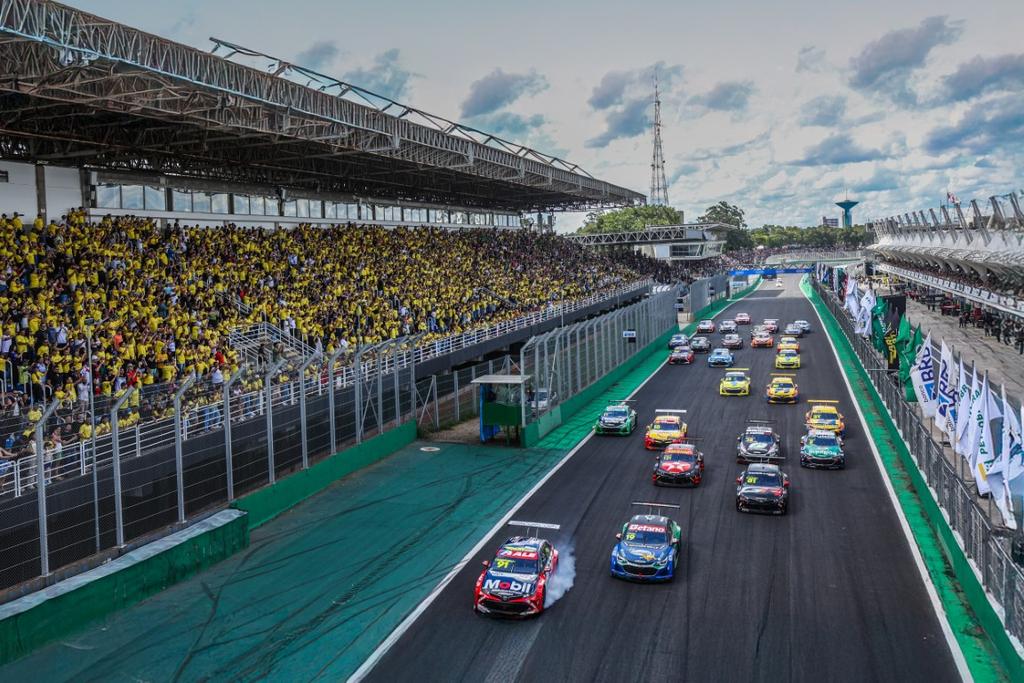 Os ingressos para a grande festa do automobilismo brasileiro já estão à venda (Rodrigo Barreto/BRB Stock Car)