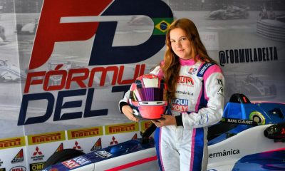 Manu Clauset está pronta para a sua estreia no automobilismo (Foto: Miguel Costa Jr)