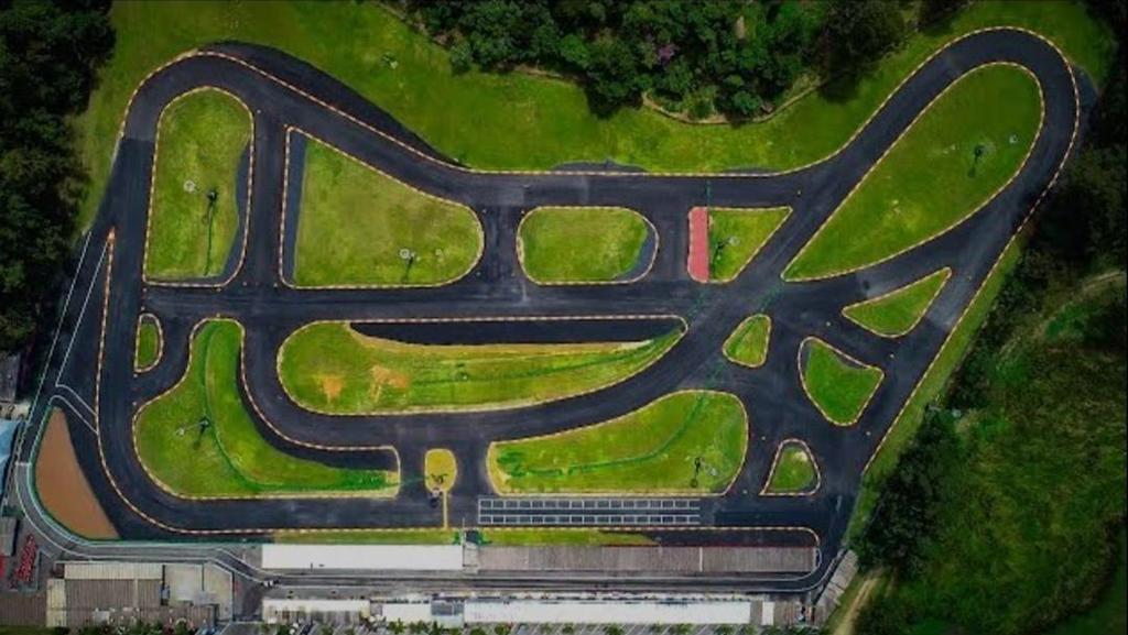 O Kartódromo Aldeia da Serra será o palco de todo o campeonato (Divulgação)