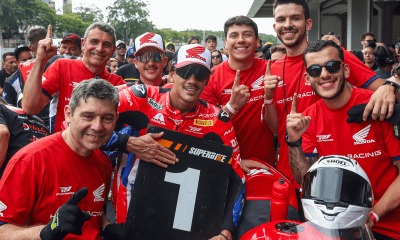 Guilherme Brito e equipe Honda Racing comemoram vitória na classe principal do SuperBike Brasil 2025. Crédito: J Capreti/Mundo Press