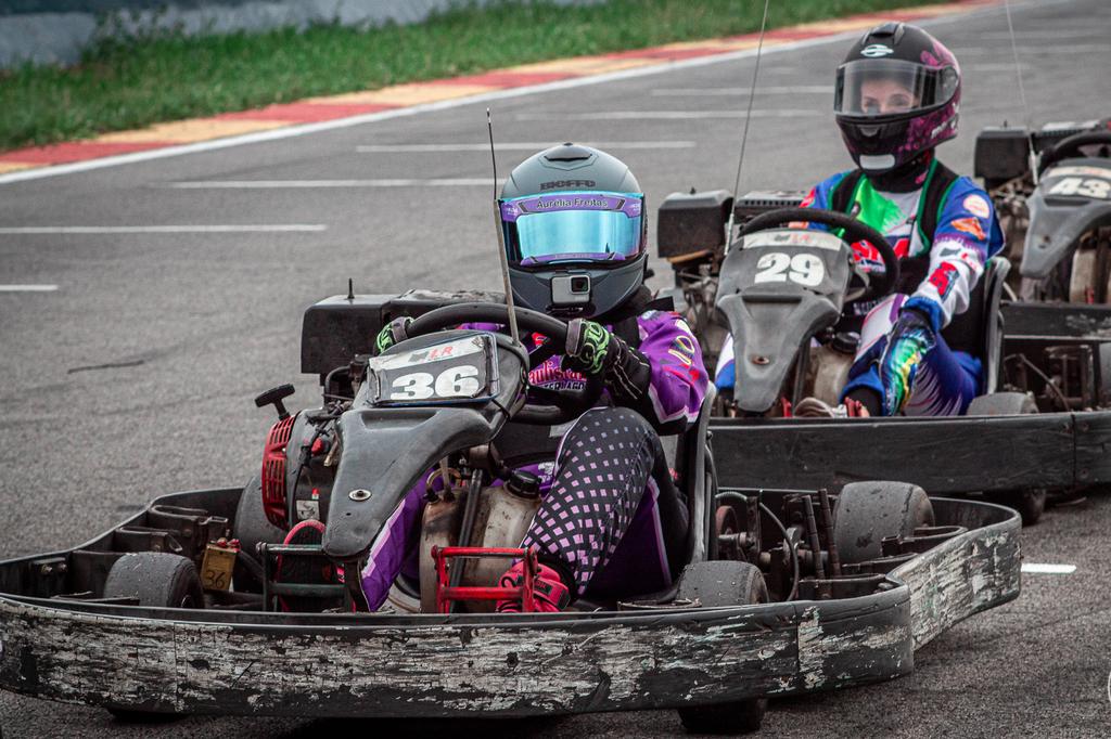 Grandes disputas acontecem desde a largada no Interlagos Trophy (Divulgação)